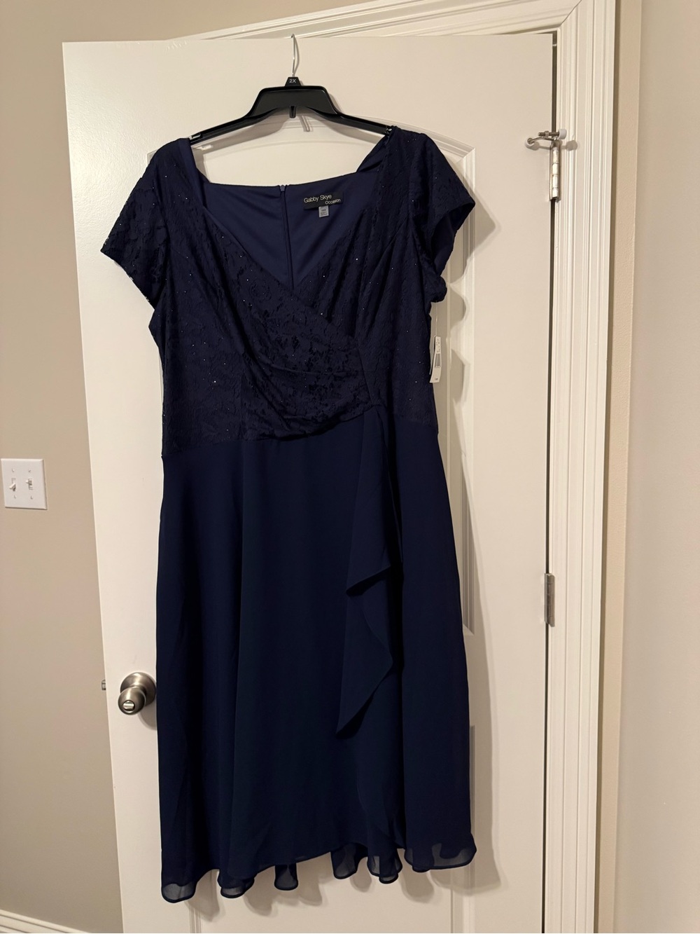 Gabby Skye Navy V-Neck Lace Bodice Chiffon Dress